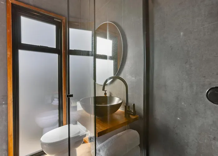 Luxury Container And With Outdoor Bath *