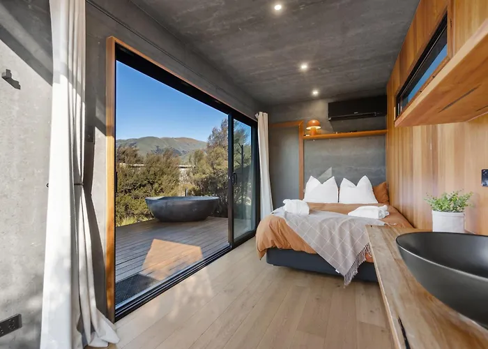 Luxury tent Luxury Container And With Outdoor Bath *