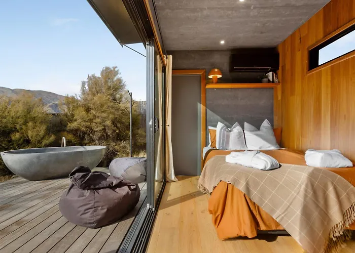 Luxury tent Luxury Container And With Outdoor Bath *