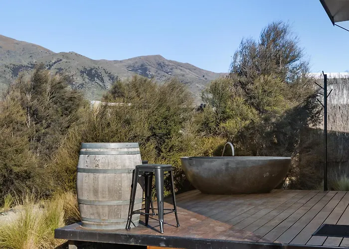 Luxury Container And With Outdoor Bath